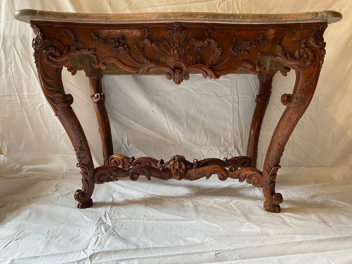 Table à gibier d’époque XVIII eme reposant sur quatre pieds galbés et sculptés – Image 2