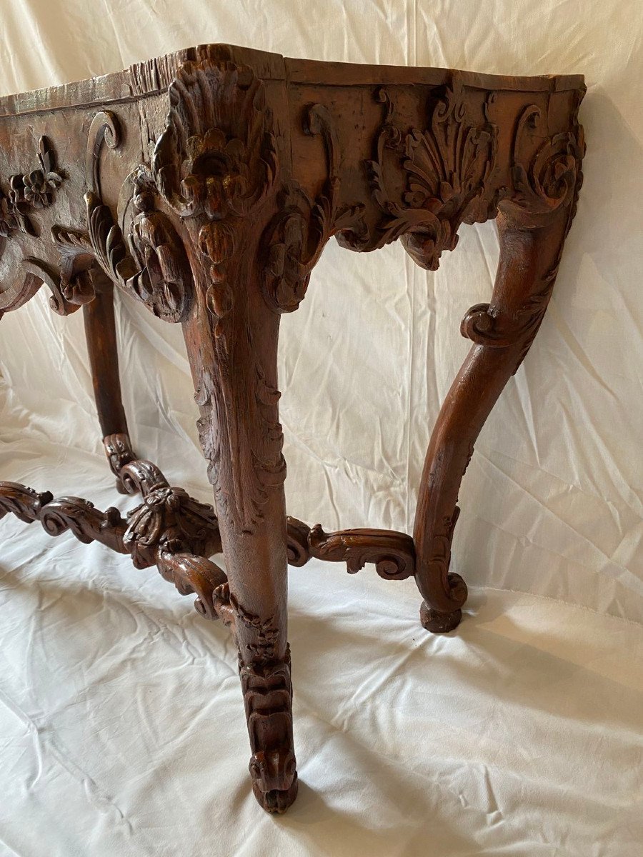 Table à gibier d’époque XVIII eme reposant sur quatre pieds galbés et sculptés – Image 5