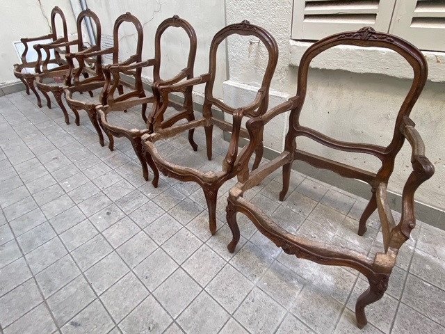 Ravissante suite de six fauteuils à dossier plat d’époque Louis XV en bois naturel – Image 2