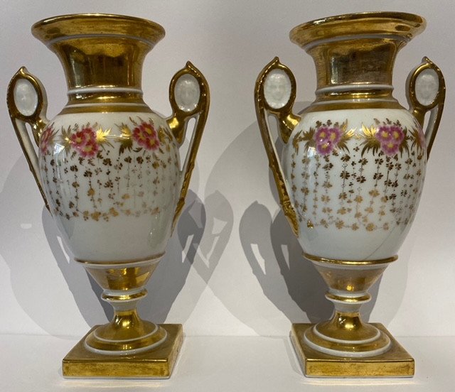 Paire de vases en vieux Paris d’époque XIX éme – Image 2