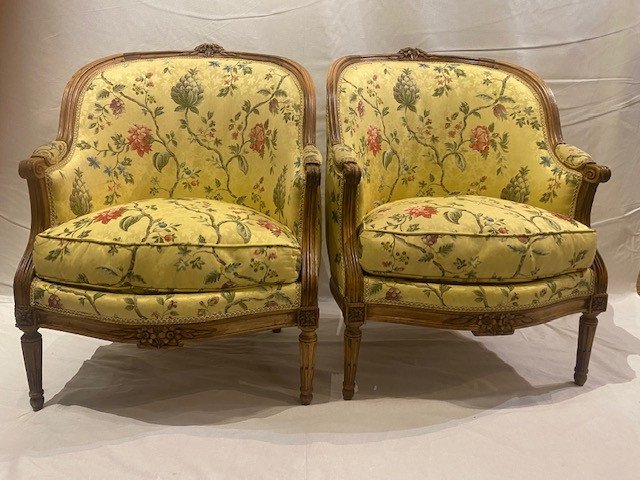 Paire de bergères gondoles d’époque Louis XVI en bois naturel – Image 4