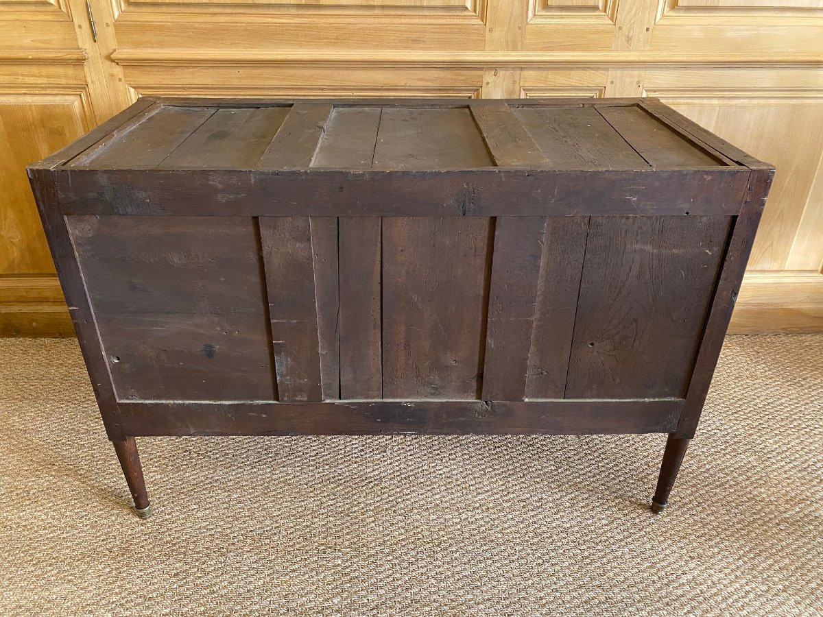 Commode d’époque Louis XVI en acajou de Cuba , sans traverse apparentes – Image 5